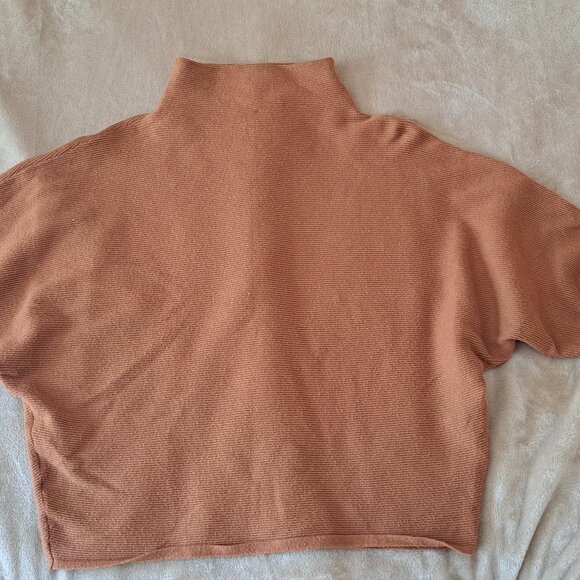 LARGE Burnt-orange batwing sweater popover - Picture 4 of 8